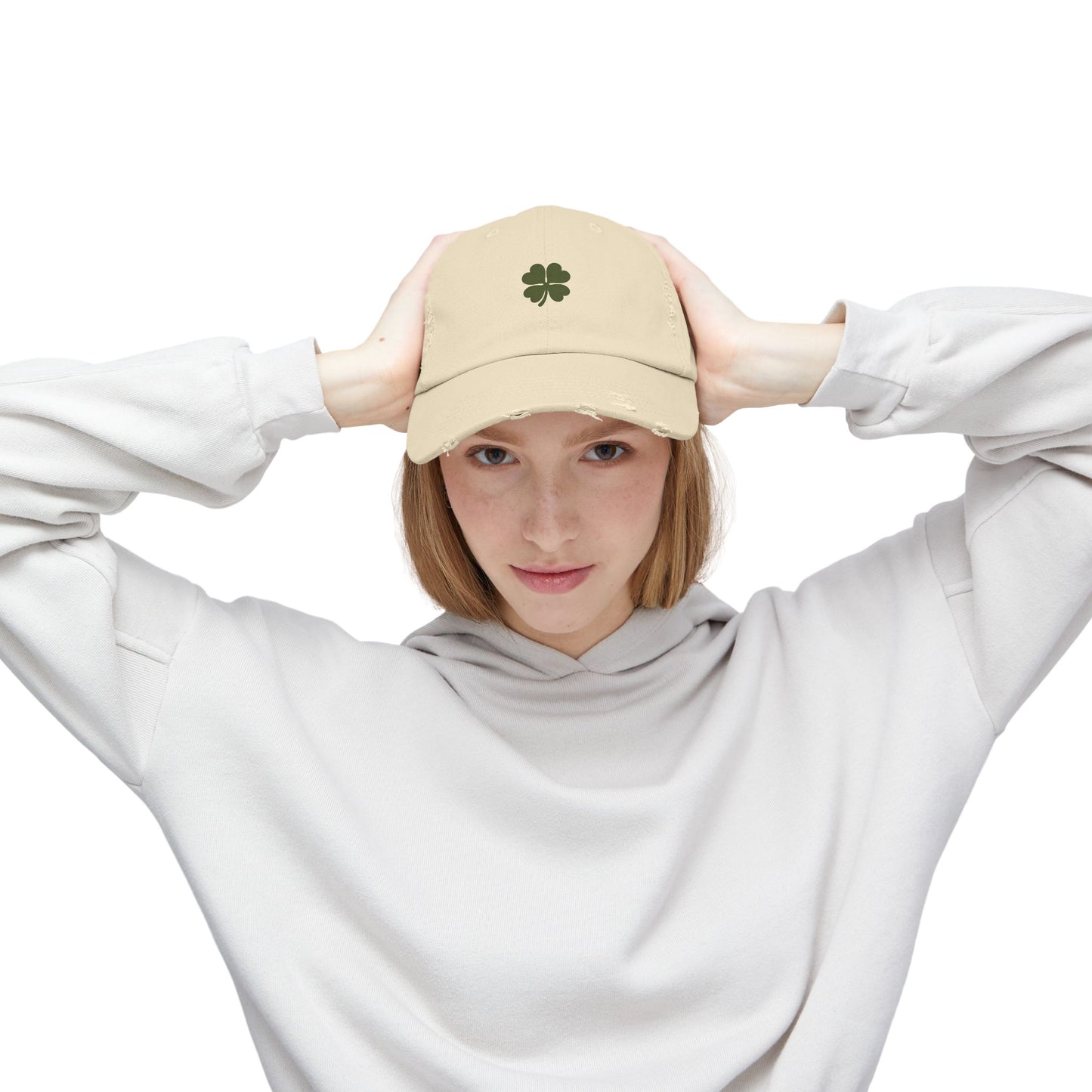 Gorra Vintage con Trébol Bordado — Estilo Desgastado, Casual y de la Suerte