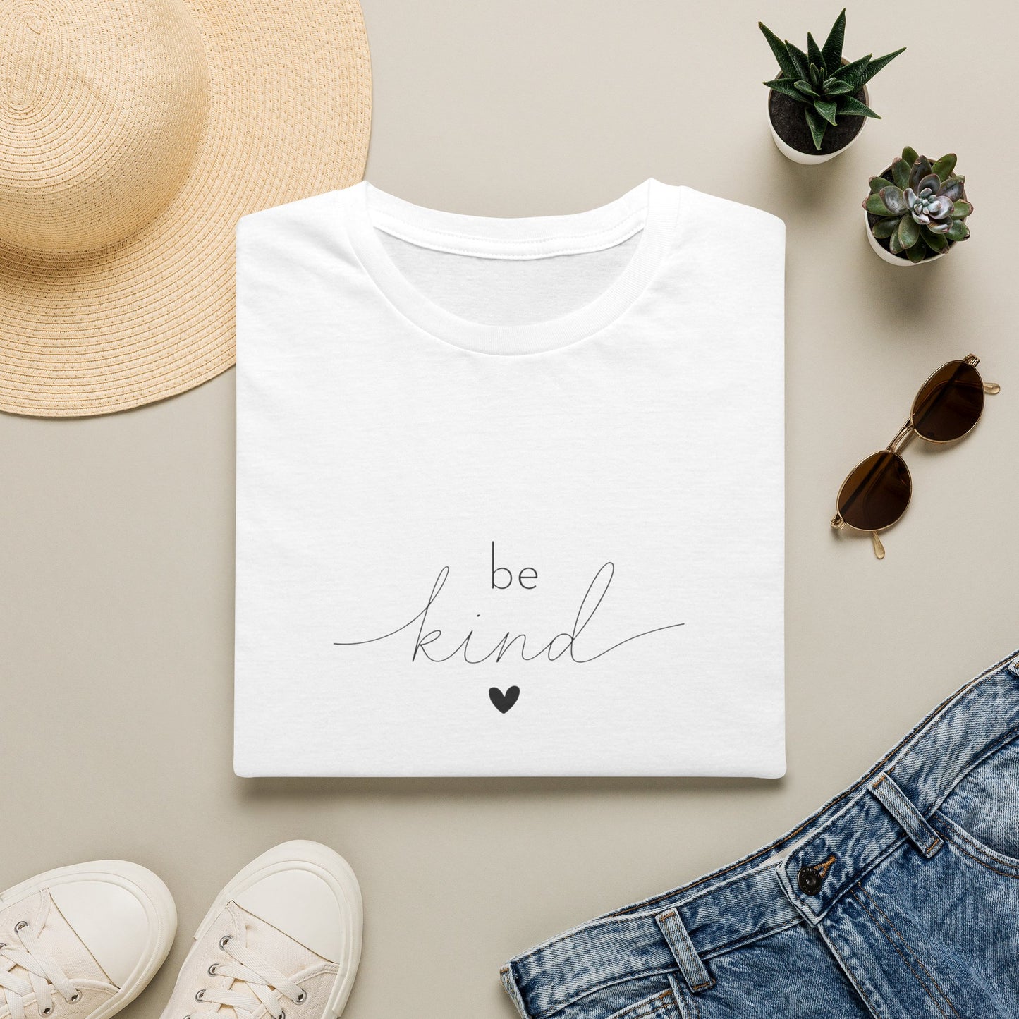 Be Kind T-Shirt – Minimal Script Heart Tee